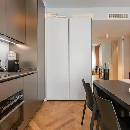 Appartement Crocetta Living By Halldis Milan