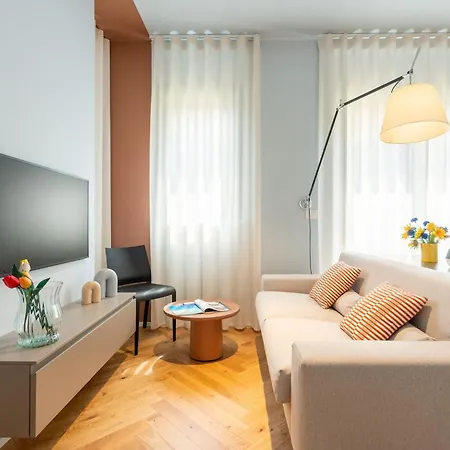 Crocetta Living By Halldis Appartement *