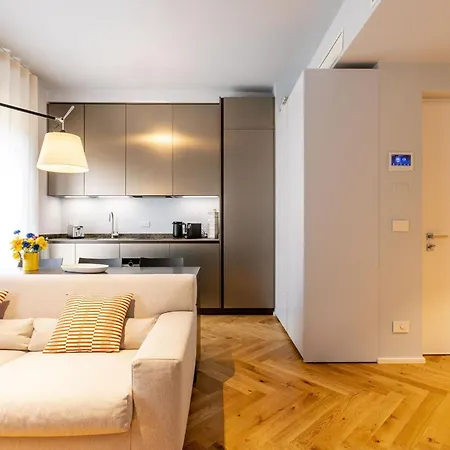 Daire Crocetta Living By Halldis